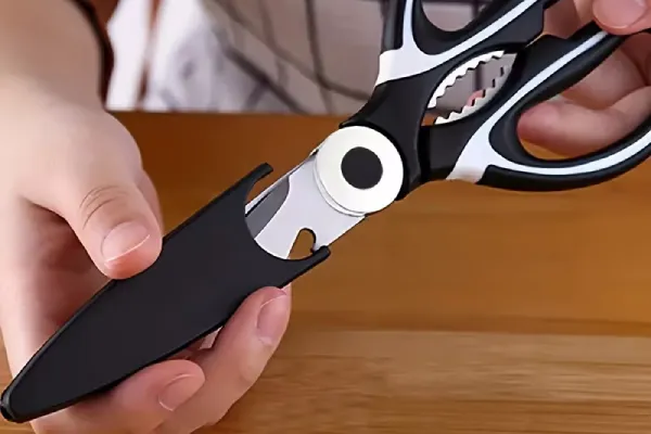 Ergonomic handles